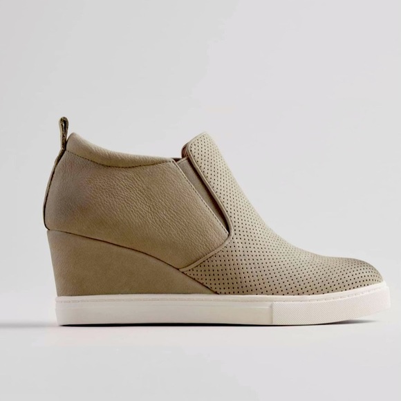 Caslon Shoes - EUC Caslon Wedge Sneakers, size 8.